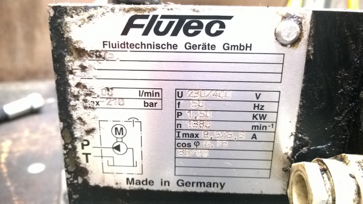 obsolete U 230/400 V replaced by CA2 -big