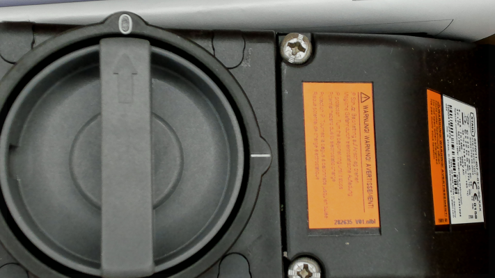 8570/11-407-S-01-0-00-XXX Stahl