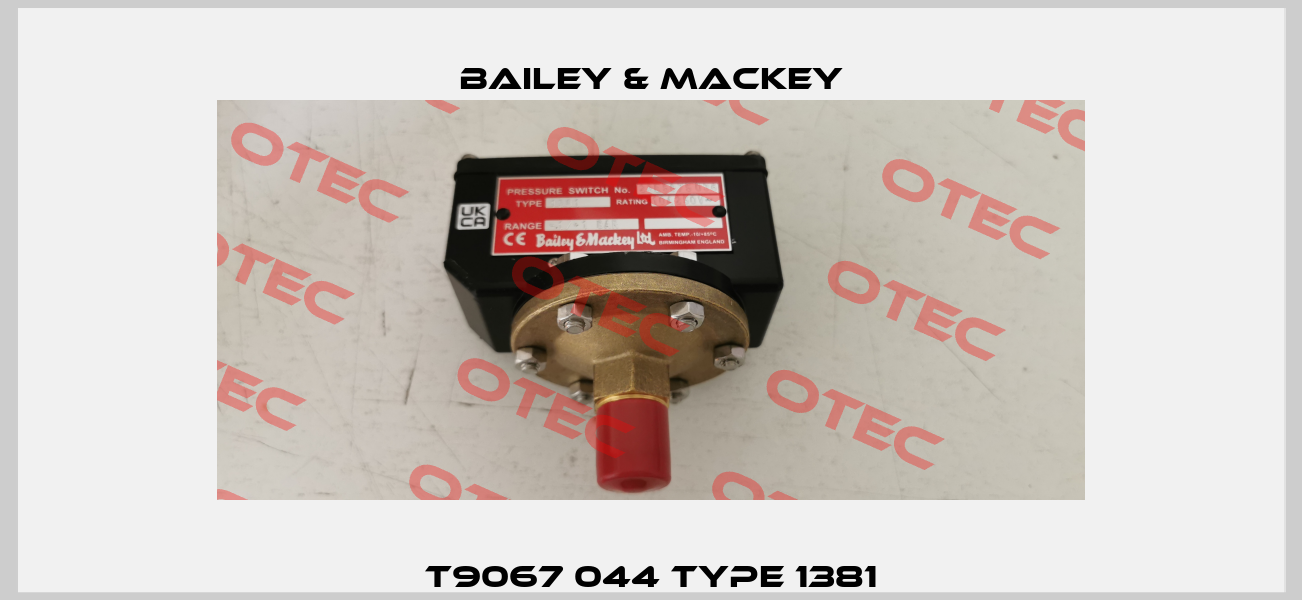 T9067 044 Type 1381 Bailey & Mackey